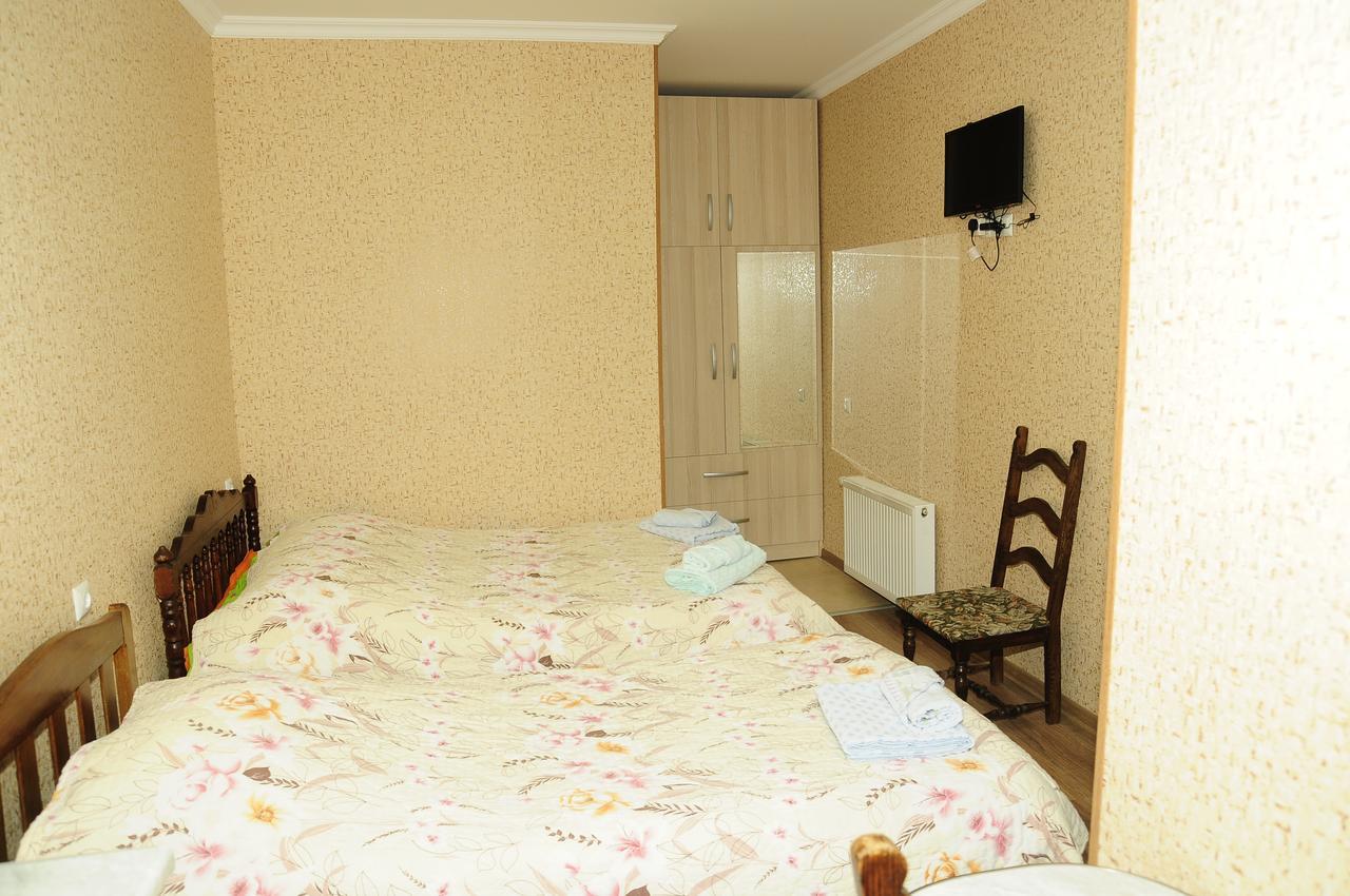 Riverside Hotel Боржоми Екстериор снимка